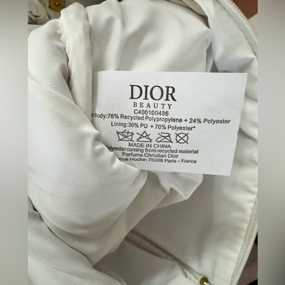 Dior Raffia Cosmetic Bag / Clutch - Picture 5 of 10